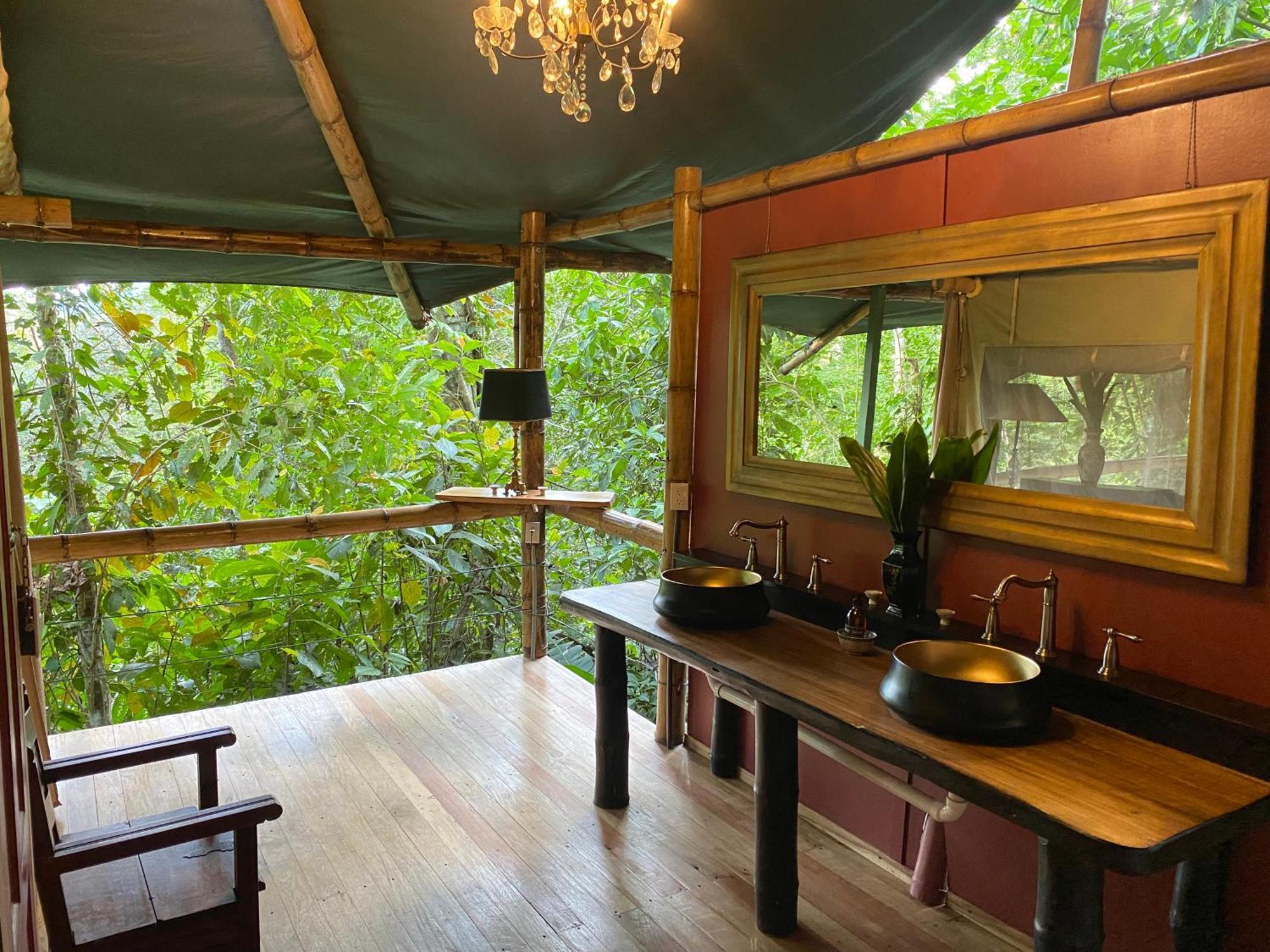 Colina Secreta - Glamping And Villas Puerto Viejo de Talamanca المظهر الخارجي الصورة